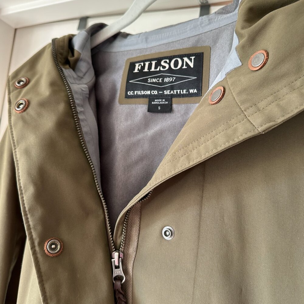 FILSON Tamarack Rain Shell - Marsh Olive - Picture 5 of 9